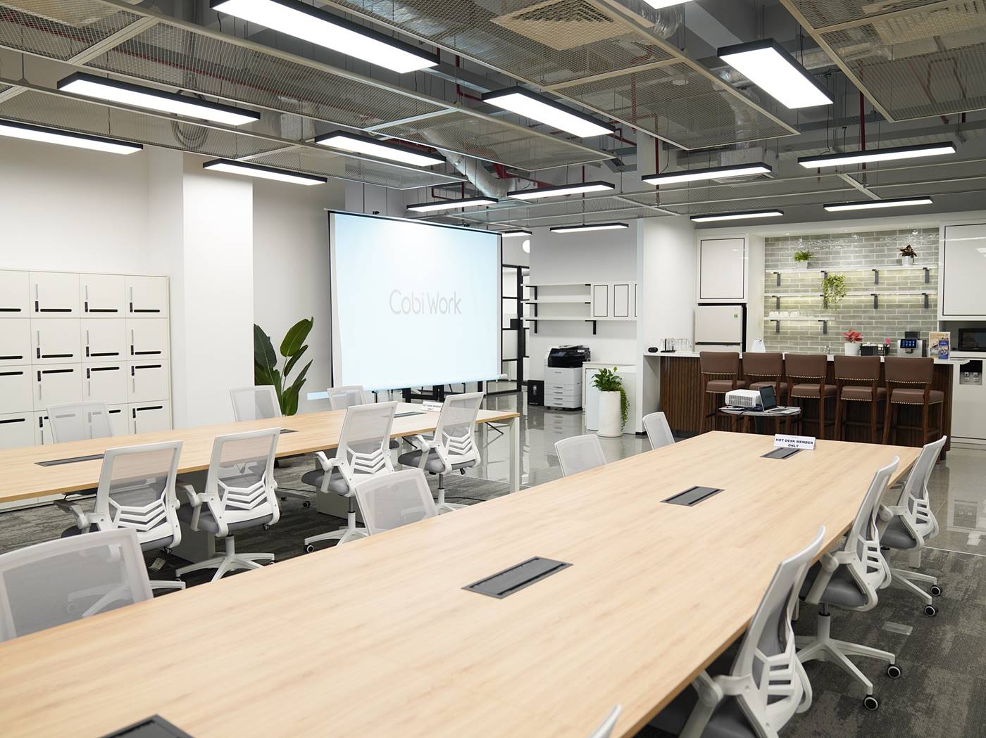 Văn phòng trọn gói Cobi Work - KCN Long Hậu, Long An - vlook.vn